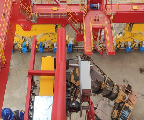 抓斗卸船機(jī)輔助葫蘆組合